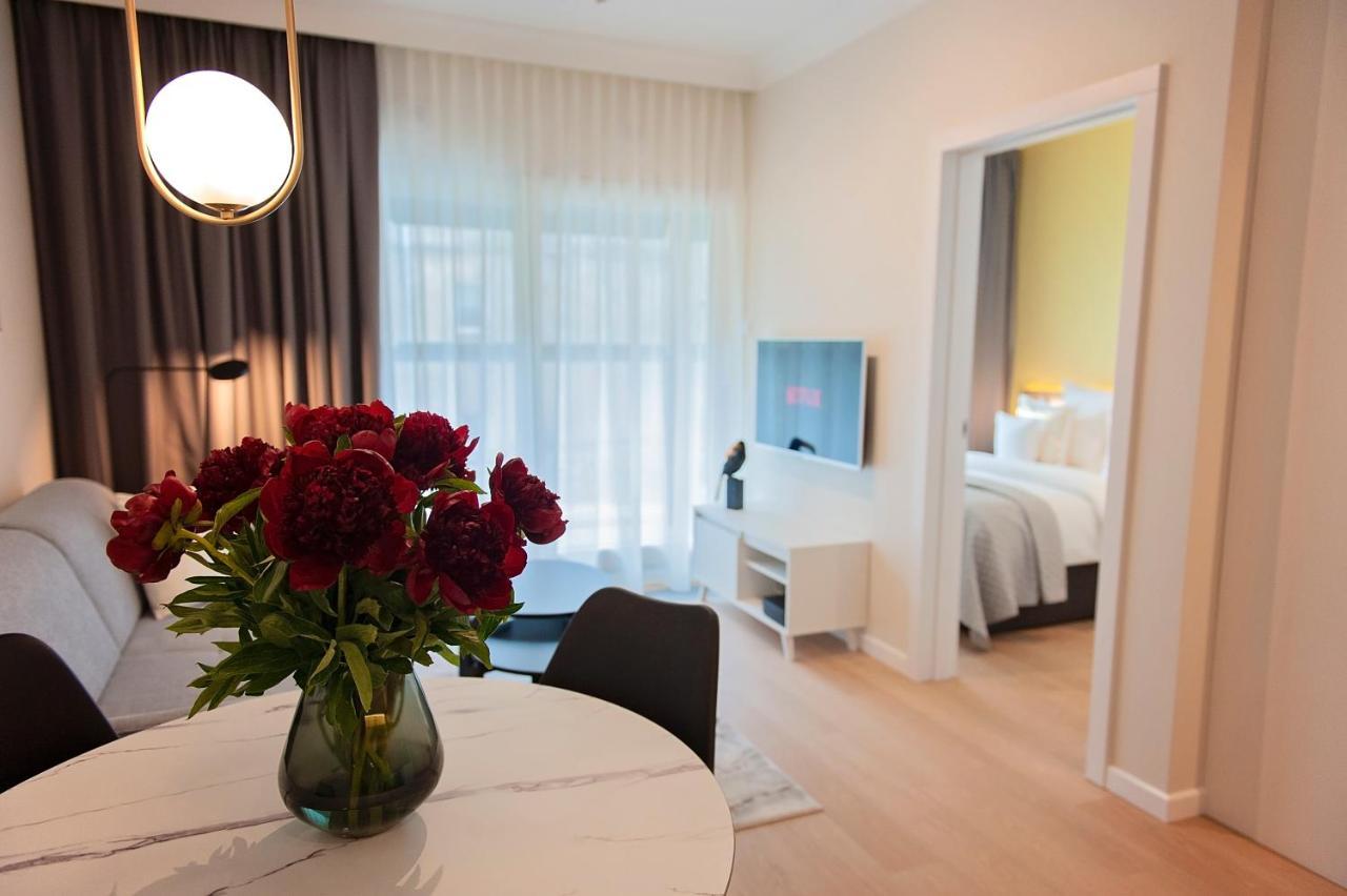Mennica Residence Patronus Apartments Warschau Exterior foto